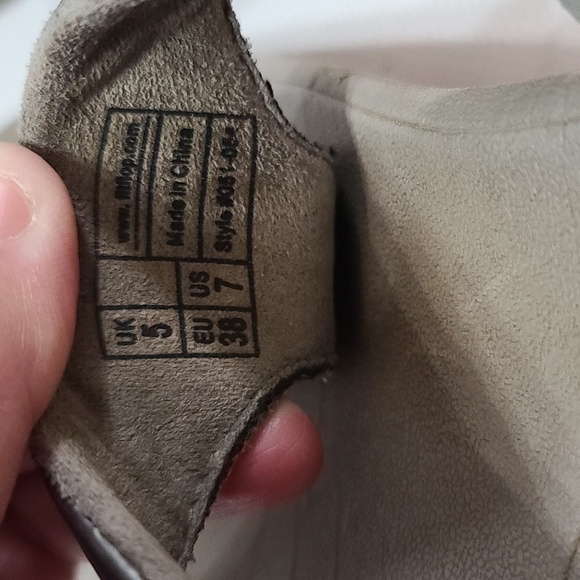 Fit Flop Womens Exercise Sandals Gray With Clear Square Jewels Sz 7 GUC - Picture 6 of 12